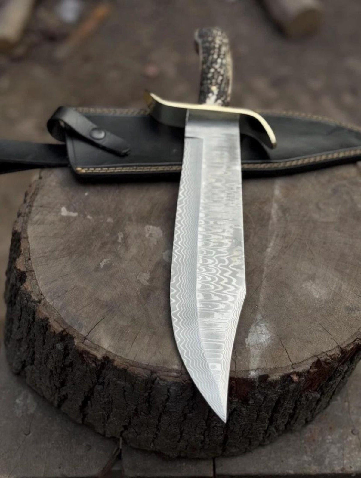 Handcrafted Damascus Steel Bowie Hunting Knife with Stag Horn Handle 17”