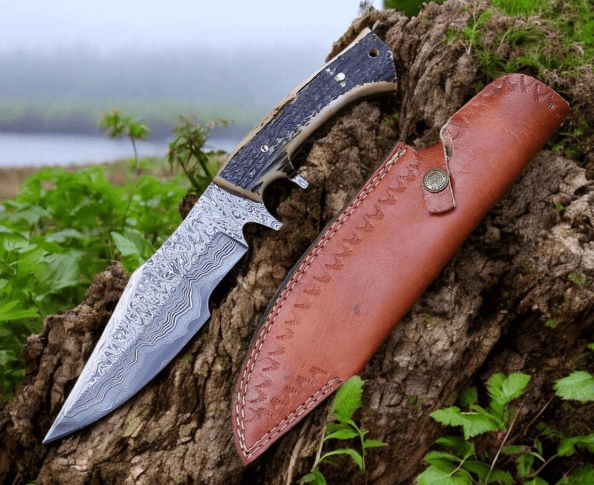 Hand-Forged Damascus Steel Hunting Knife | Stag Handle Bowie Knife | Leather Sheath | Handmade Fixed Blade Outdoor Knife 8.5”