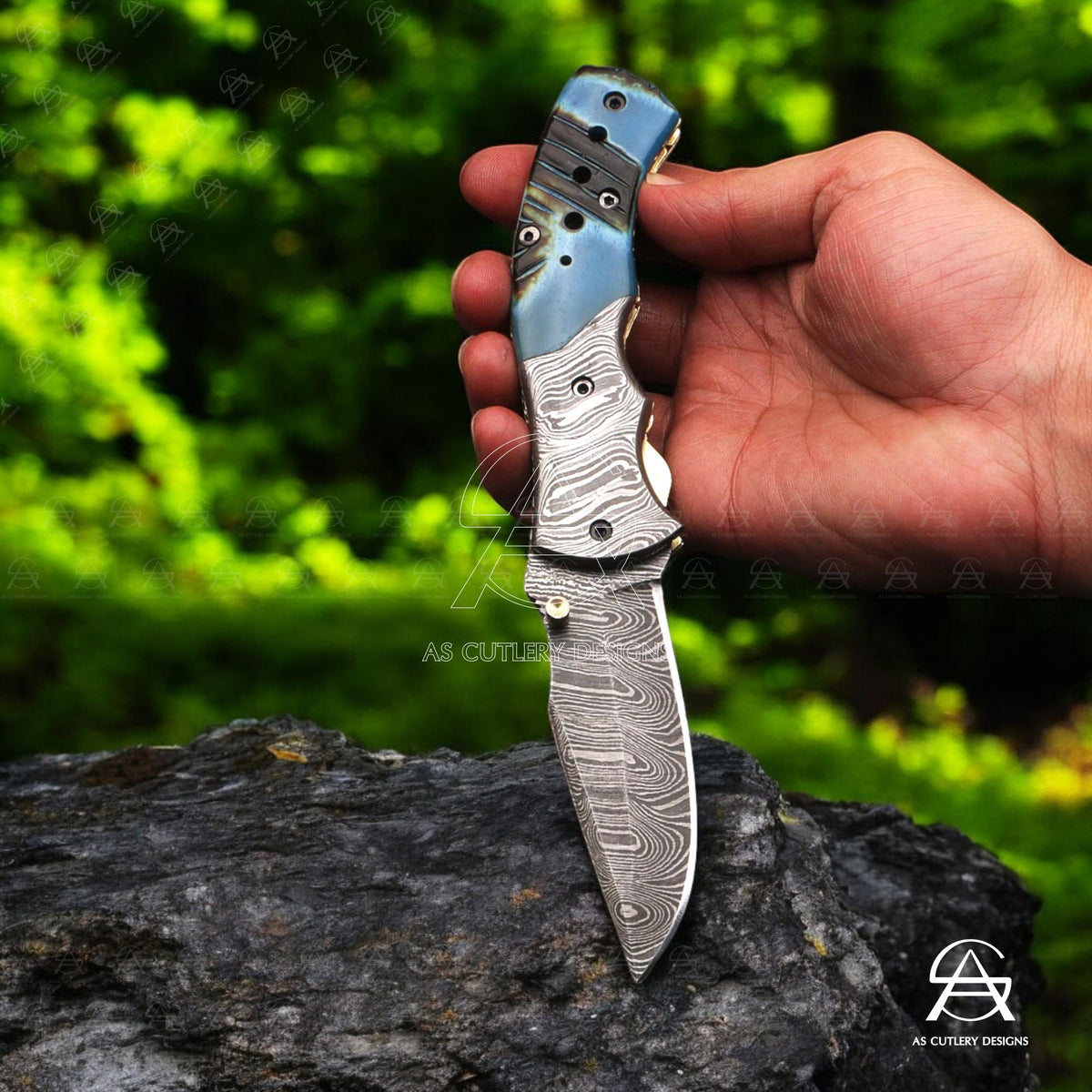Hand-Forged Damascus Steel Folding Knife | Dyed Camel Bone Handle
