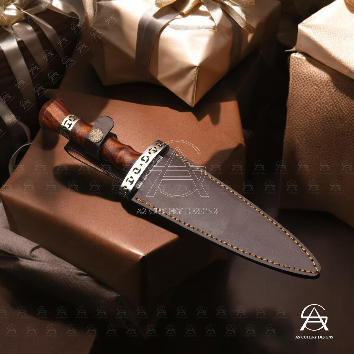 Hand-Forged Damascus Steel Dagger Knife | Rosewood Handle, Leather Sheath