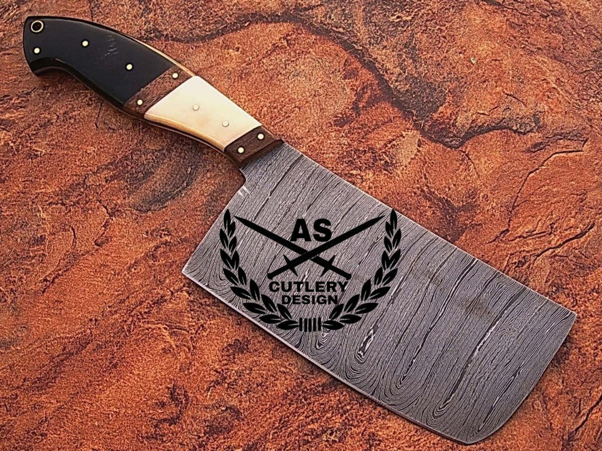 Hand Forged Damascus Steel Chef Knife Set: Bone & Horn Handles
