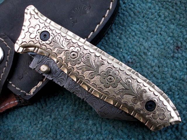 Hand Engraved Folding knife, Premium Hand Made Damascus Steel Pocket Knife
